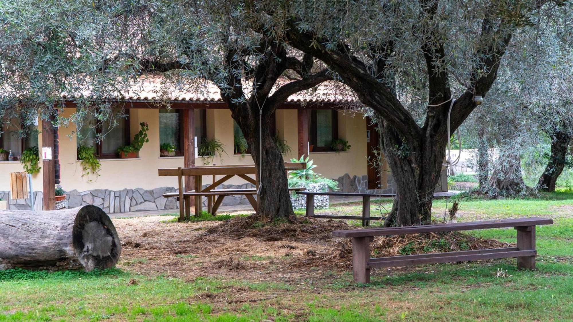 Su Leunaxiu Solèminis Exterior foto